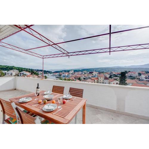 Apartment with beautiful view and big terrace