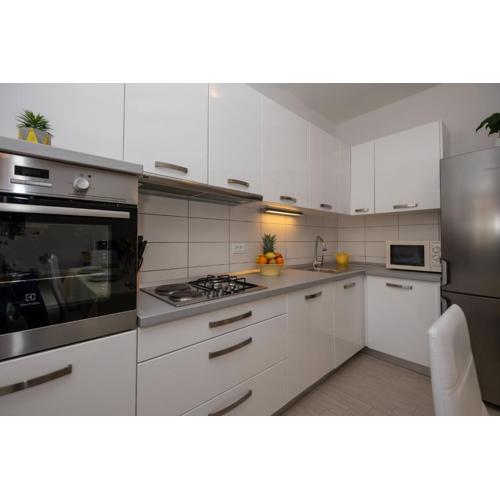 Apartment with big and free private parking
