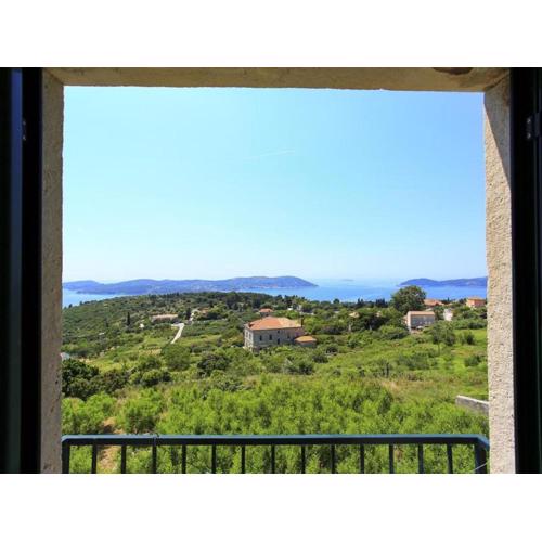 Apartment with sea view in Orasac