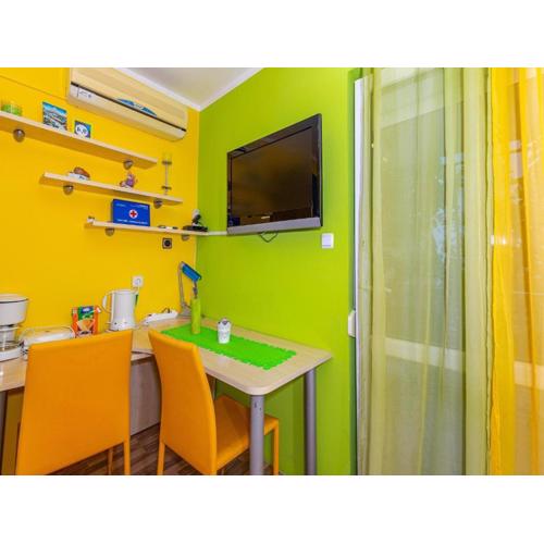 Apartment with swimming pool and sea view, cleaning included