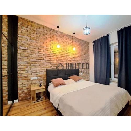 Apartment with terrace, next to the train station and OLD town
