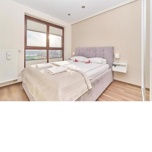Apartment Wrocław Krakowska with Balcony and FREE GARAGE by Noclegi Renters