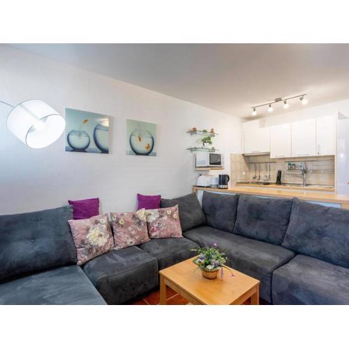 Apartment Zara - Two Bedroom Apartment with Balcony - ST