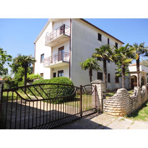 Apartment Zlata Vrcevan