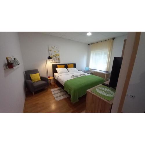 Apartment Zsa Zsa Zenta 1