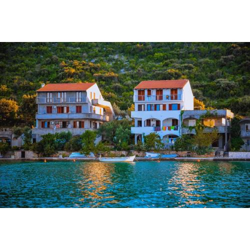Apartments Adrialuka