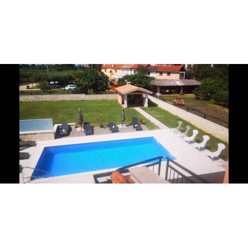Apartments Alma
