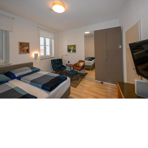 Apartments Alter Platz