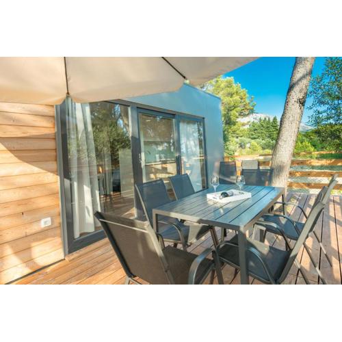 Apartments and Mobile Homes Makarska