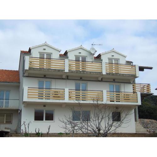 Apartments and rooms by the sea Kaprije - 24083