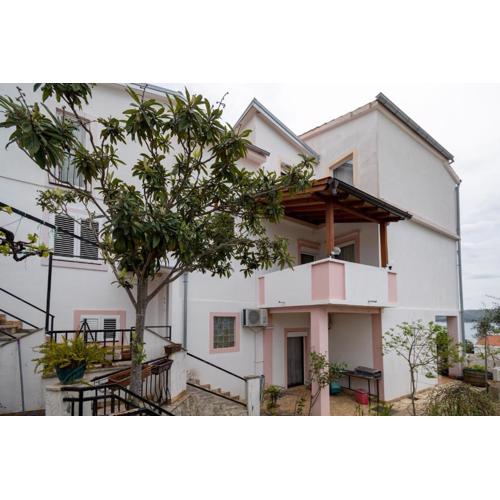 Apartments and rooms by the sea Posedarje, Novigrad - 21123