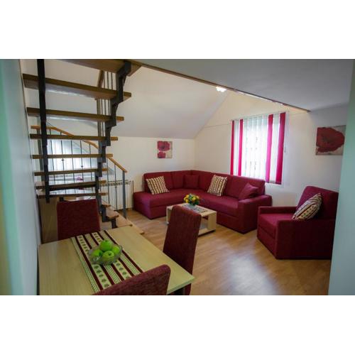 Apartments and Rooms Millennium