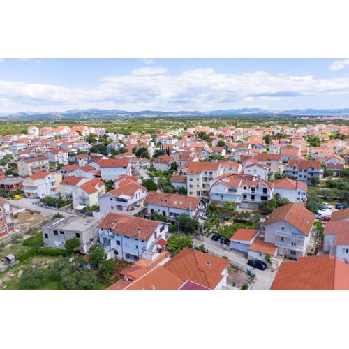 Apartments and rooms with parking space Vodice - 6260