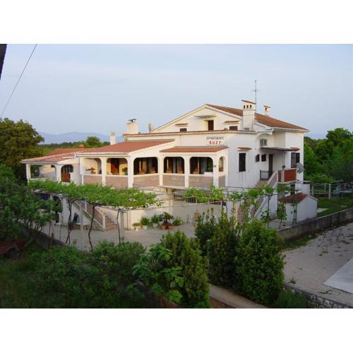 Apartments Andela J