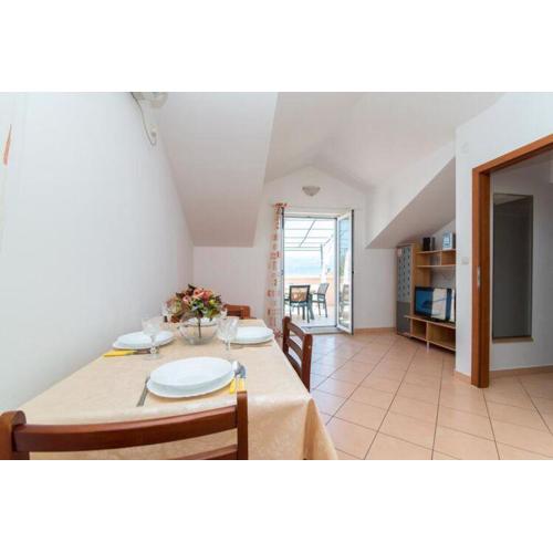 Apartments Batinic - Two Bedroom Apartment with Terrace and Sea View ST