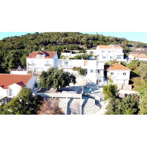 Apartments Bećir