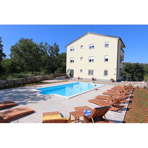 Apartments Bellator