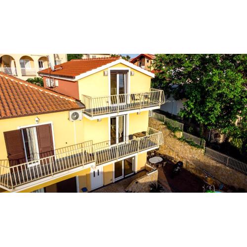 Apartments Bešker