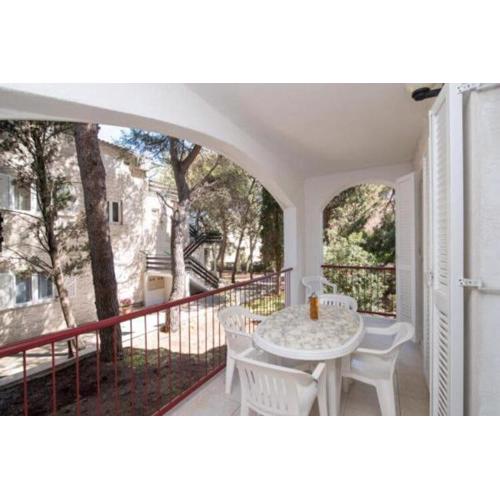 Apartments Boguvila - Two-Bedroom Family Apartment with Terrace A2 - ST