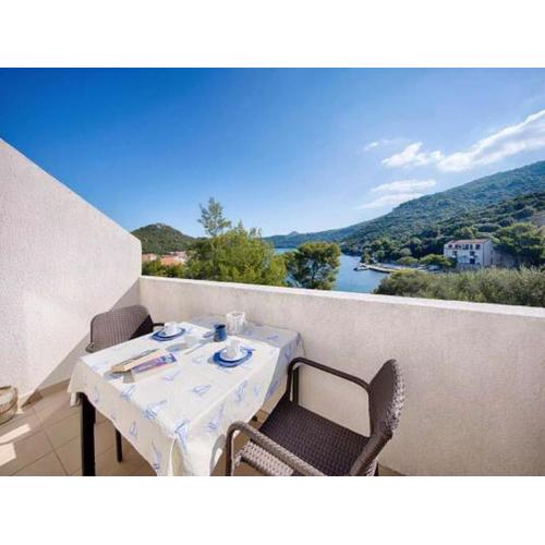 Apartments Bruna Lastovo-Comfort One Bedroom Apartment with Balcony and Sea View-Plavi