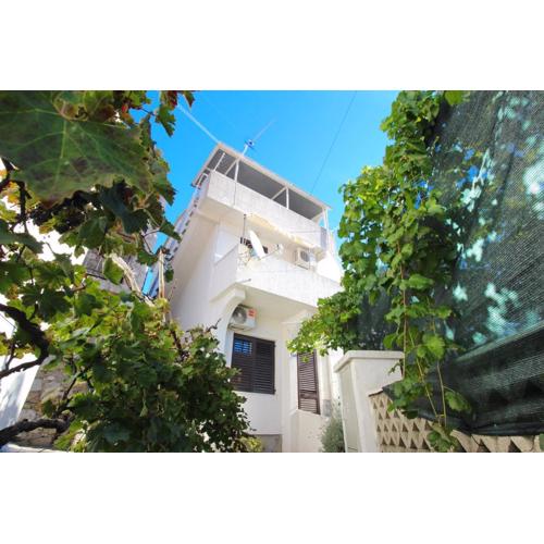 Apartments Bugi