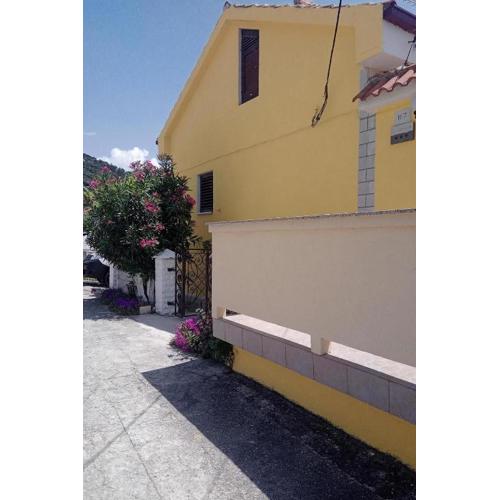 Apartments by the sea Barbat, Rab - 4977