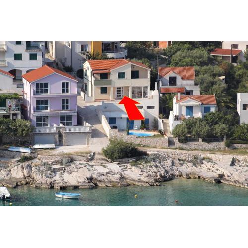 Apartments by the sea Bilo, Primosten - 8364