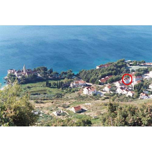 Apartments by the sea Bol, Brac - 2904