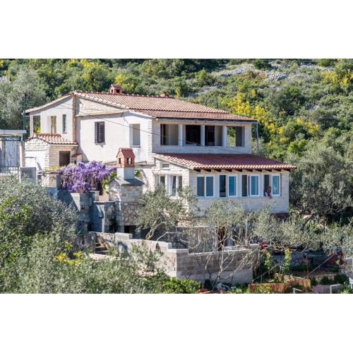 Apartments by the sea Cove Donja Kruscica - Donja Krusica, Solta - 15636