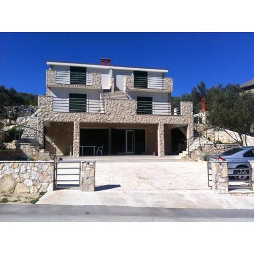 Apartments by the sea Cove Mala Lamjana, Ugljan - 21182