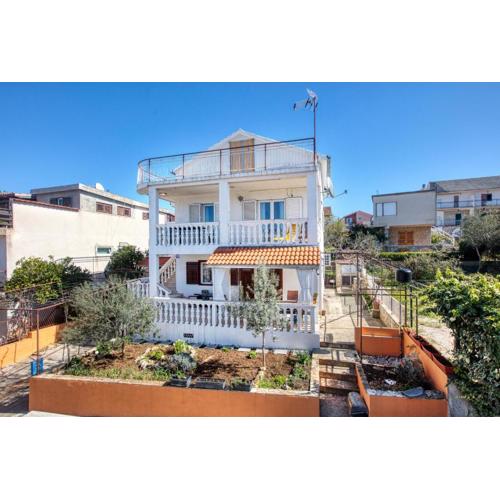 Apartments by the sea Grebastica, Sibenik - 11463