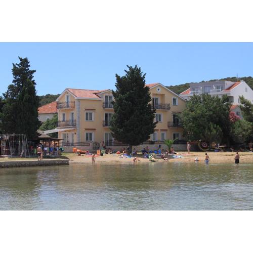 Apartments by the sea Kraj, Pasman - 3460