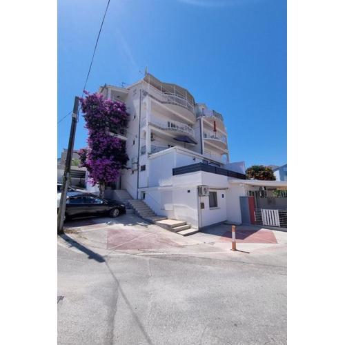Apartments by the sea Okrug Gornji, Ciovo - 23946