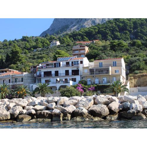 Apartments by the sea Podgora, Makarska - 21378