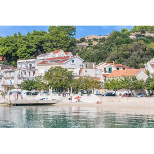 Apartments by the sea Podgora, Makarska - 6846