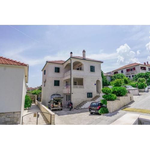 Apartments by the sea Postira, Brac - 22161