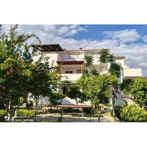 Apartments by the sea Rab - 20222
