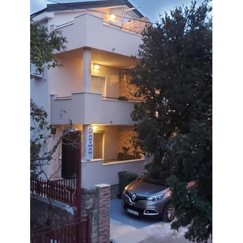 Apartments by the sea Ribarica, Karlobag - 23603