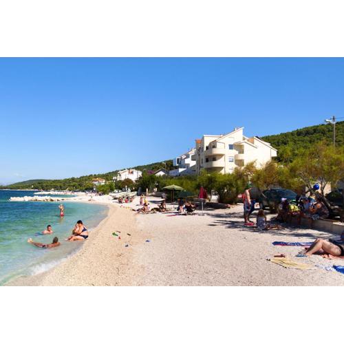 Apartments by the sea Slatine, Ciovo - 10435