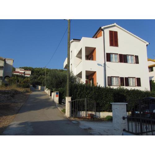 Apartments by the sea Slatine, Ciovo - 15916