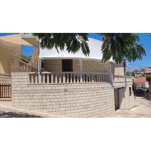 Apartments by the sea Sumartin, Brac - 2951