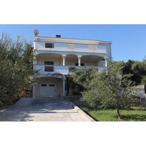 Apartments by the sea Tkon, Pasman - 8297