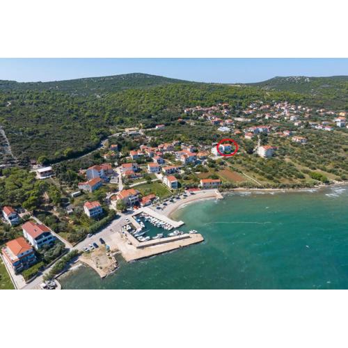 Apartments by the sea Tkon, Pasman - 8302