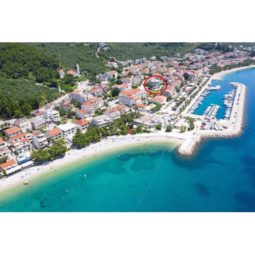 Apartments by the sea Tucepi, Makarska - 23256