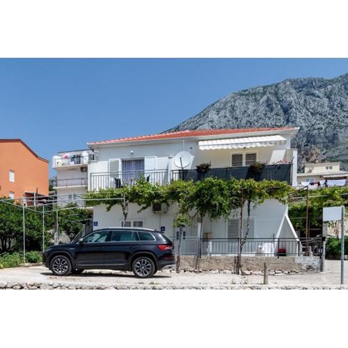 Apartments by the sea Zivogosce - Blato, Makarska - 24667