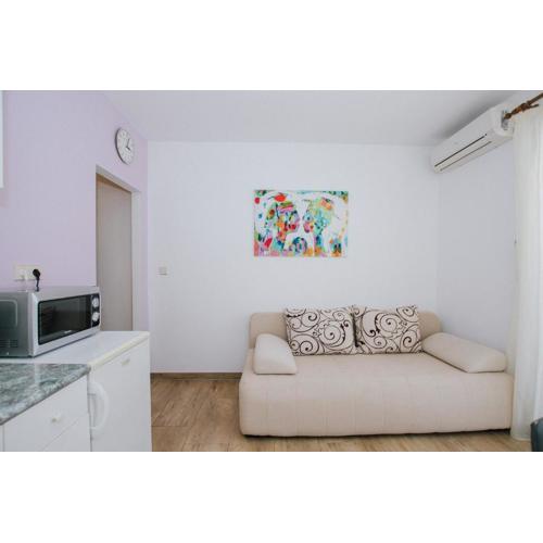 Apartments Civadelić