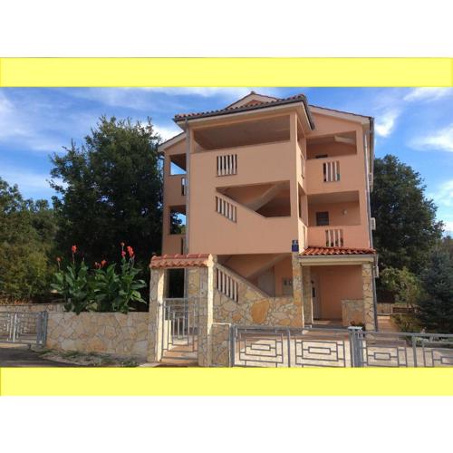 Apartments Coral, Klimno, island Krk