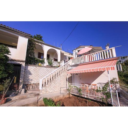 Apartments Damjan
