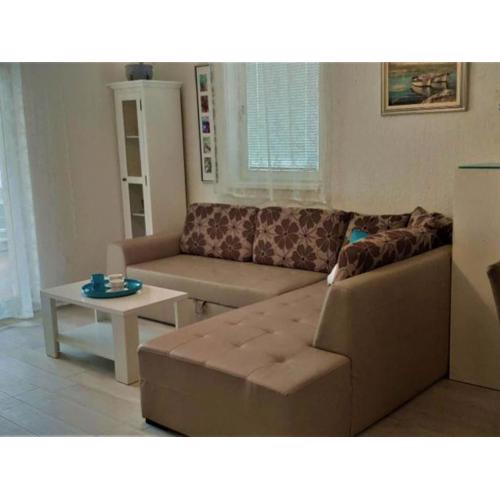 Apartments Dea & Paula - Standard Two Bedroom Apartment with Terrace