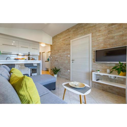 Apartments Denis 2